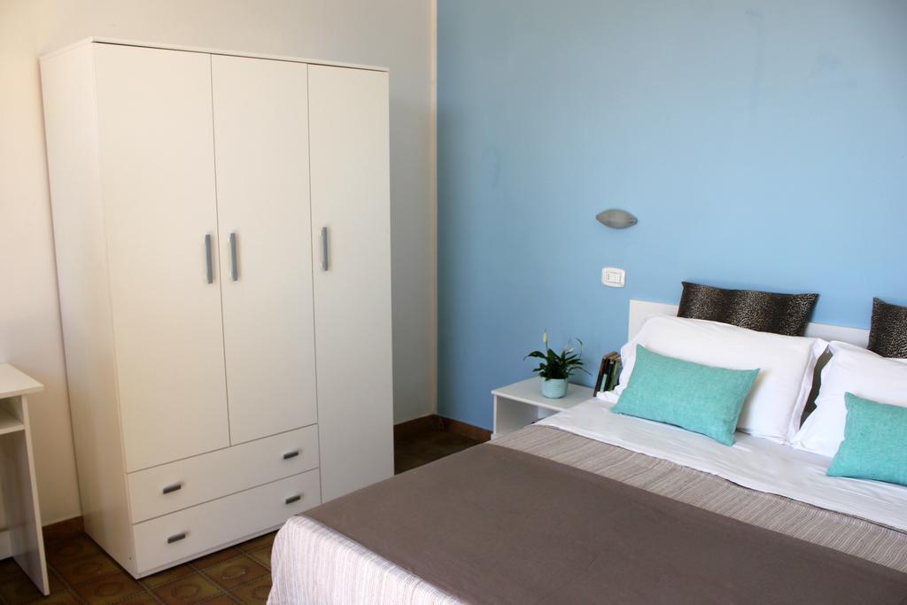 Le Aromatiche B&B Viserbella di Rimini Værelse billede