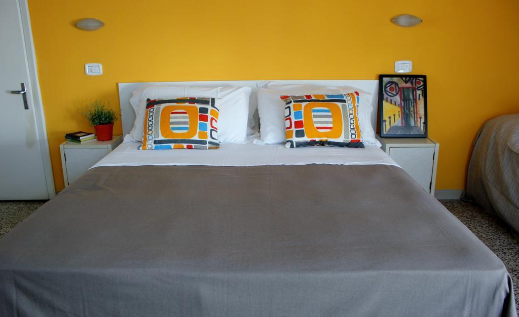Le Aromatiche B&B Viserbella di Rimini Værelse billede